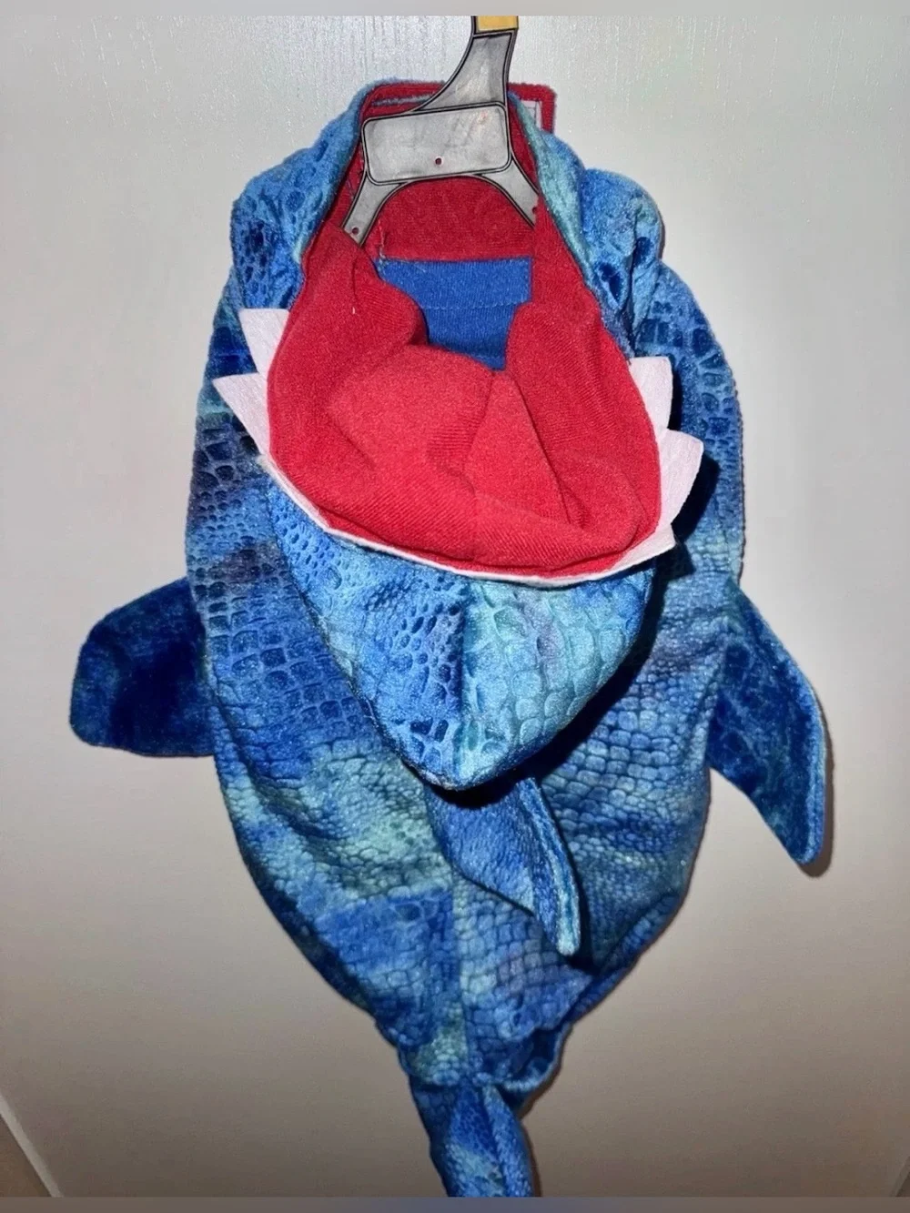 Petco Bootique Shark Hooded Pet Halloween Costume XL (Fits Medium Sized Dog)